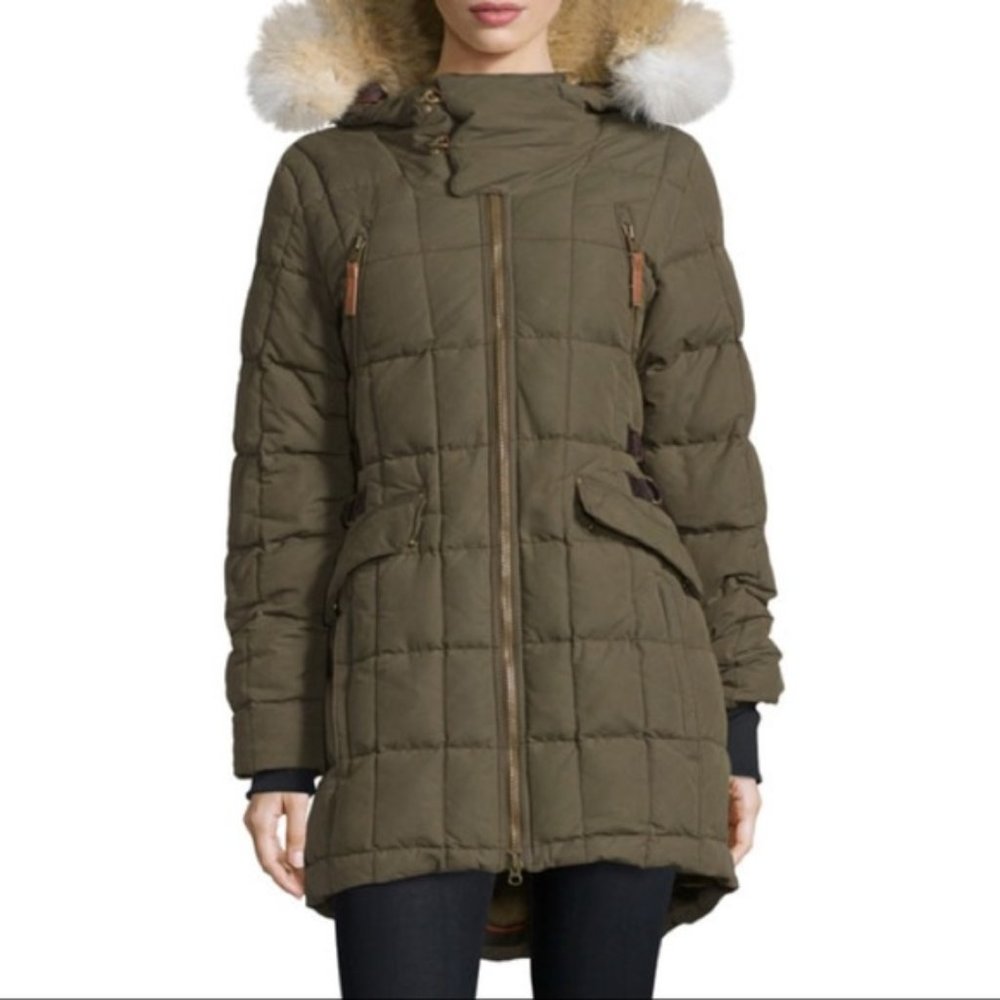 *ISO* Sorel Conquest Carly parka in L or XL
